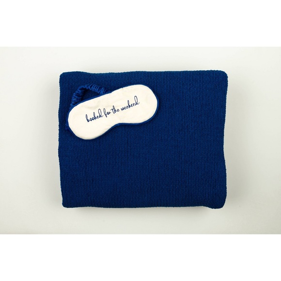 Disney Princess X Popsugar Belle Chenille Throw and Eye Mask NEW - Picture 4 of 4